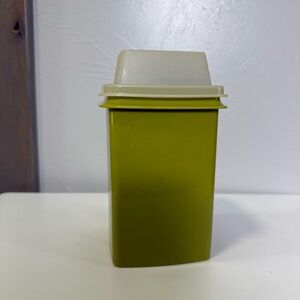 Tupperware Vintage Pickle Keeper 1330-2 Pick-A-Deli Avocado Green Insert & Lid
